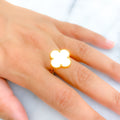 Attractive Mother Pearl 21K Gold Ring