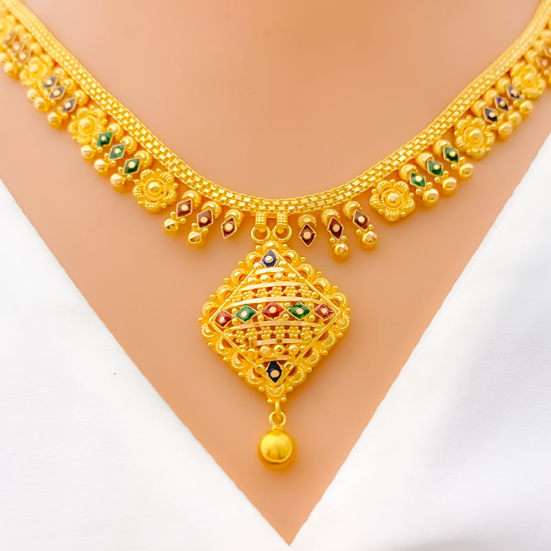Dressy Alternating Floral 22k Gold Necklace Set