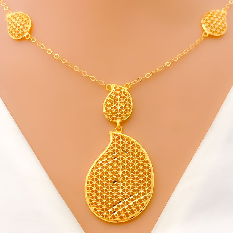 Festive Dangling Paisley 21k Necklace Set 
