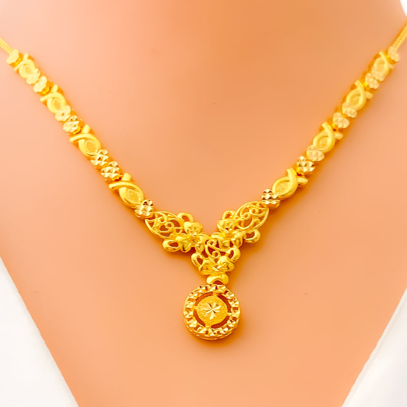 Distinct Floral Vine Motif 22K Gold Necklace Set 