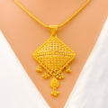 Golden Bespoke Kite Shaped 22k Gold Pendant Set
