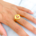 Special Jazzy Rhombus 22K Gold Ring 