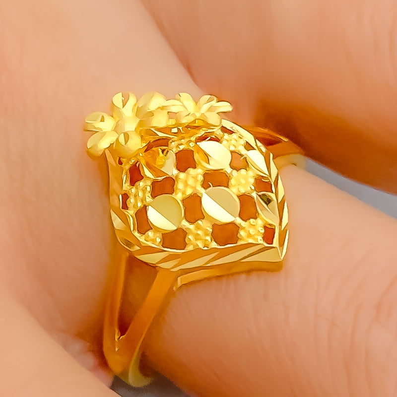 Ornate Dotted Leaf 22K Gold Ring