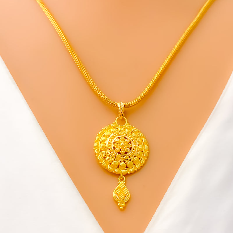 Radiant Floral Round 22k Gold Pendant Set 