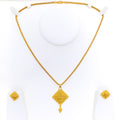Flawless Checkered Kite Shaped 22k Gold Pendant Set 