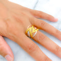 Delightful Wavy 21K Gold Ring 