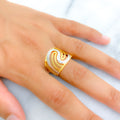 Alternating Two-Tone 21K Gold Curved Ring 