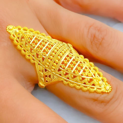 Charming Mesh 22k Gold Elongated Ring