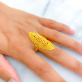 Elegant Netted 22k Gold Elongated Ring