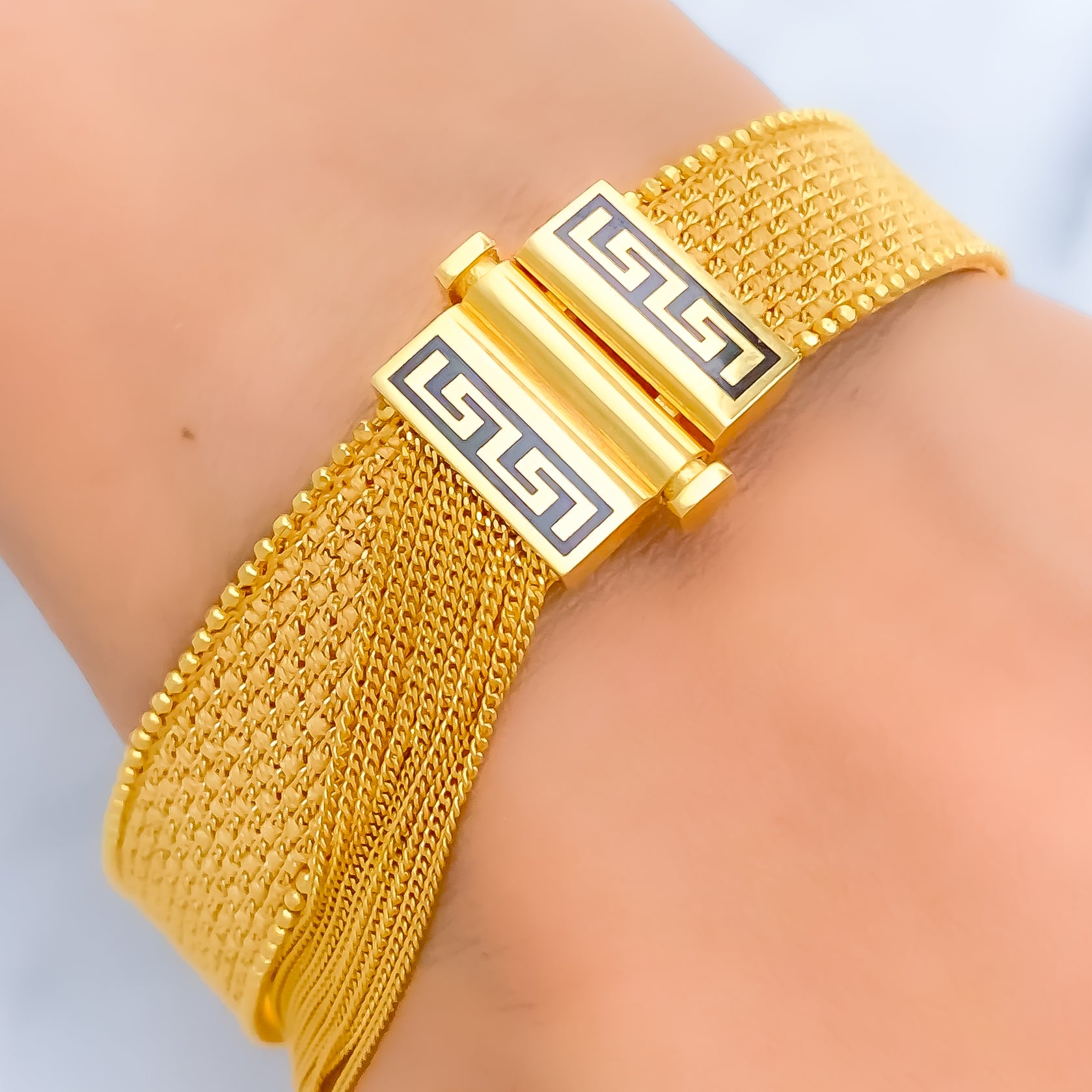 Unique Hanging Chain 21k Gold Bangle Bracelet – Andaaz Jewelers