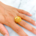 Reflective Netted Oval 22K Gold Ring