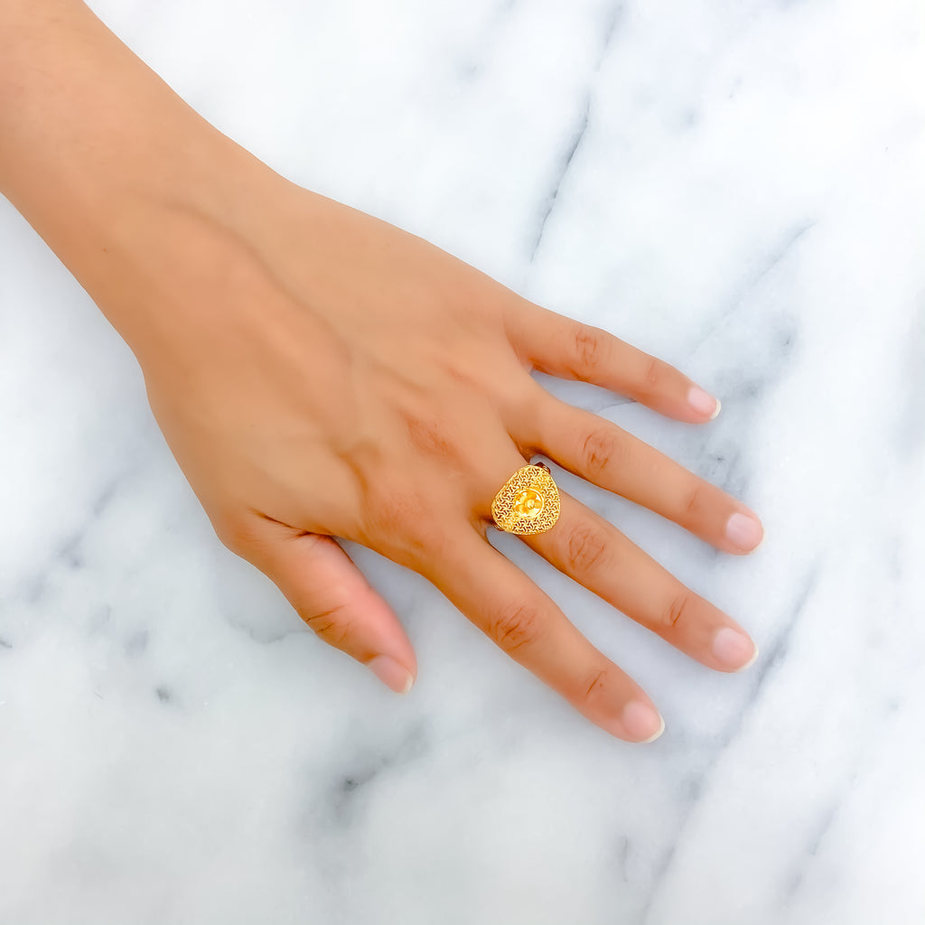 Refined Netted Heart 22K Gold Ring – Andaaz Jewelers