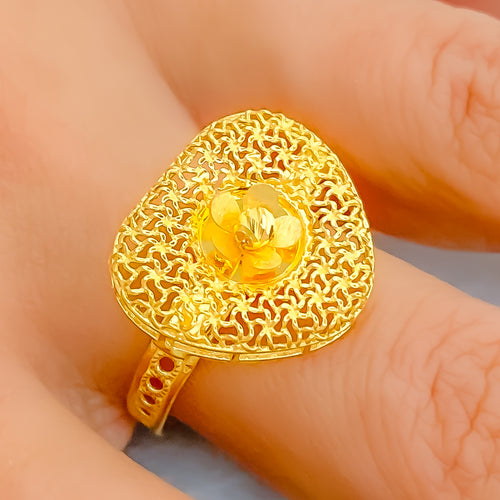 Refined Netted Heart 22K Gold Ring
