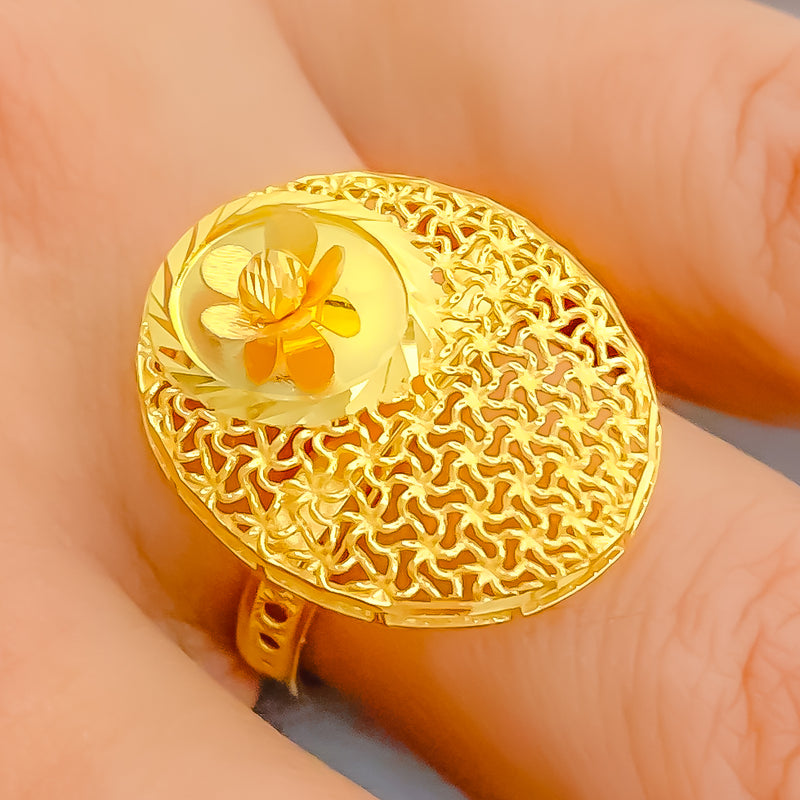 Impressive Oval Floral 22K Gold Ring