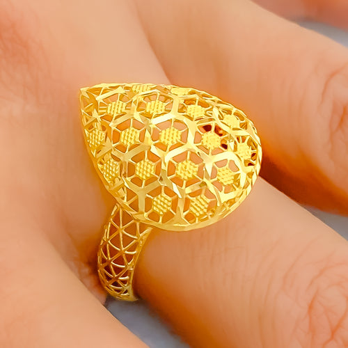 intricate-drop-22k-gold-ring