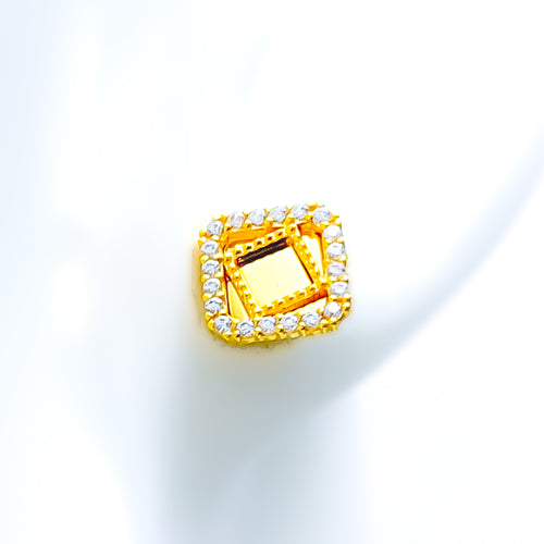 dainty-square-21k-gold-earrings