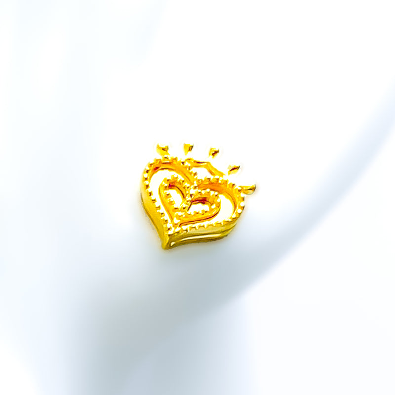 sparkling-tasteful-21k-gold-earrings