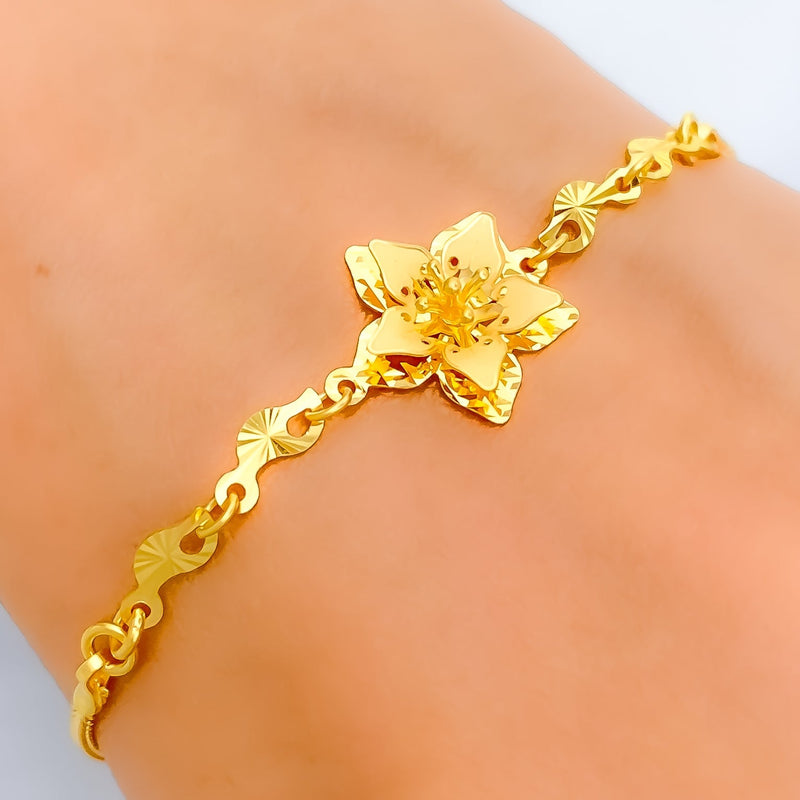 Lovely Lily 22k Gold Bracelet 