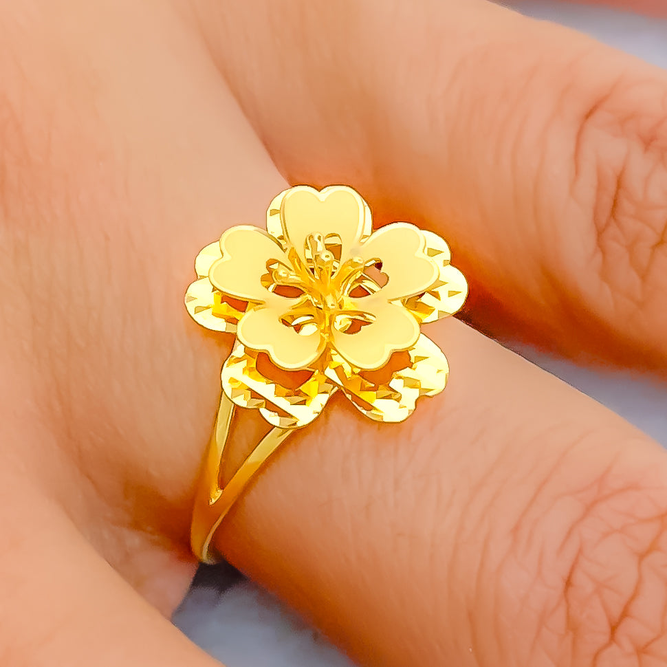 Delicate Pink Zircon Flower Flower Band Ring For Women Gold Plated  Stainless Steel, Elegant Luxury Aesthetic Jewelry 2023 Trend Anillos  J230817 From Musuo08, $5.32 | DHgate.Com
