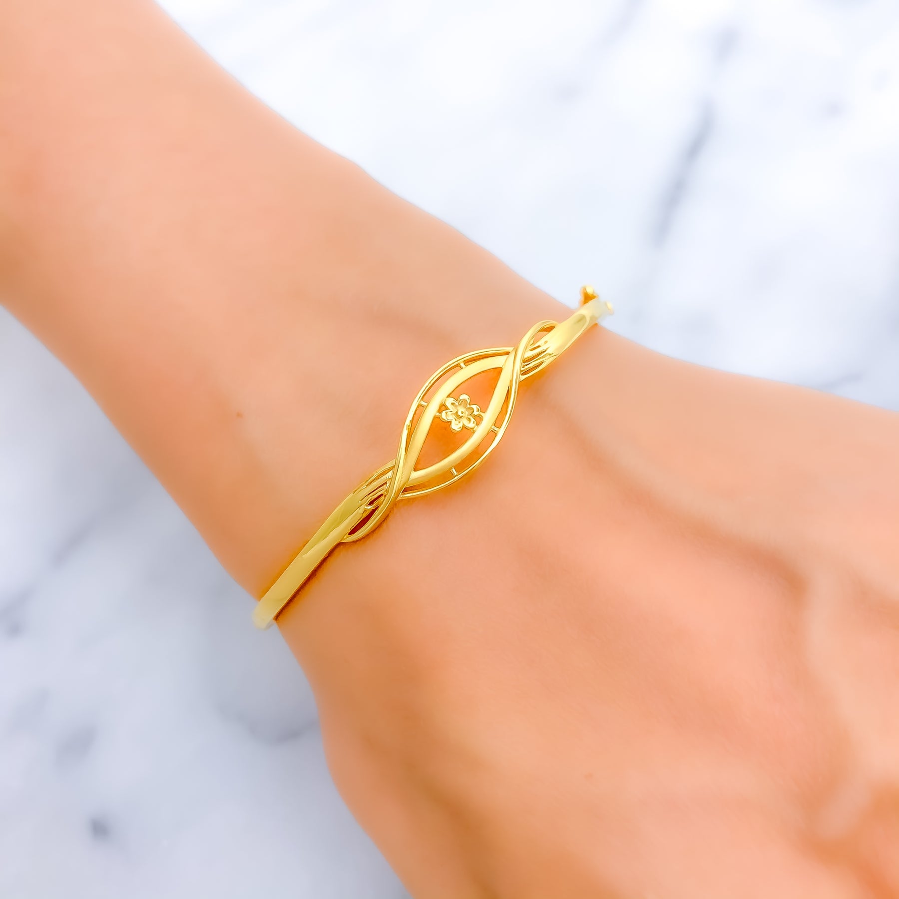 Dainty Delicate Flower 22K Gold Bangle Bracelet