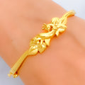 classy-peacock-motif-22k-gold-bangle-bracelet