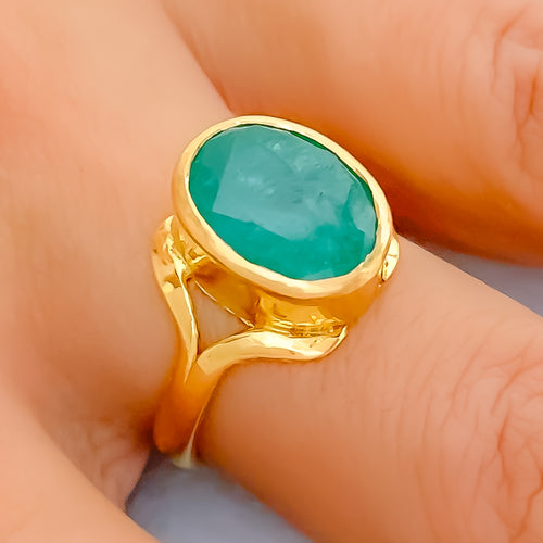 Grand Elevated 22K Gold 4.5CT Emerald Ring 