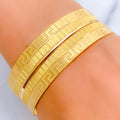 Bold Striped Ritzy 22k Gold Bangle Pair 