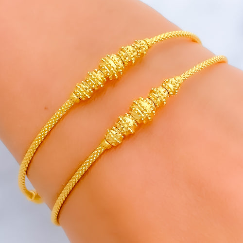 Dazzling Striped 22k Gold Bangle Bracelet Pair 