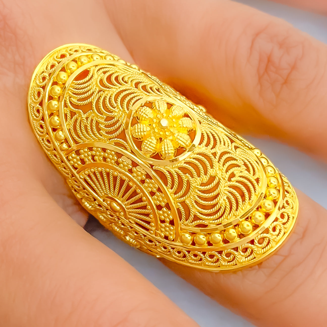 Intricate Wavy 22k Gold Elongated Jali Ring – Andaaz Jewelers