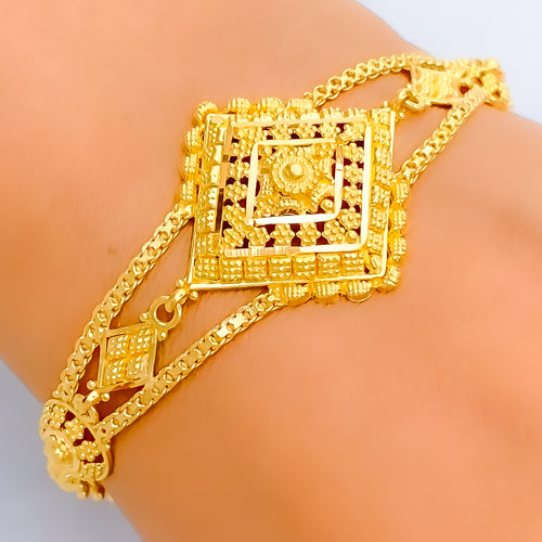 Delicate Diamond-Shaped 22k Gold Bracelet 