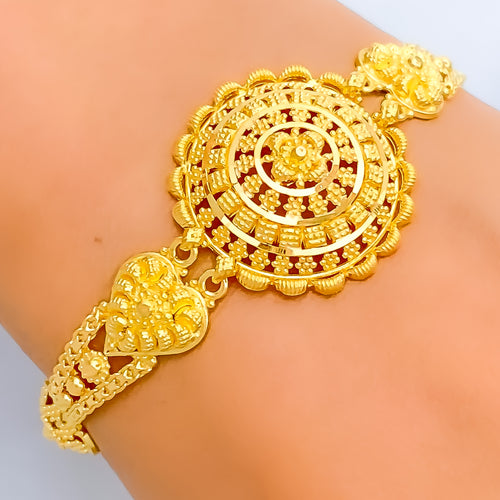 Radiant Round Floral 22k Gold Bracelet 