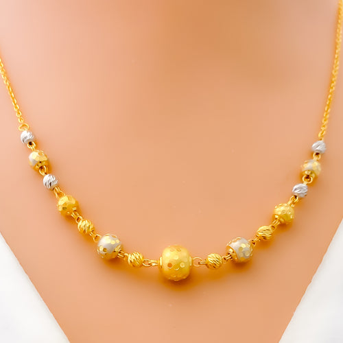 elegant-versatile-22k-gold-necklace