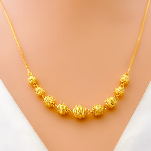 dazzling-iconic-22k-gold-necklace