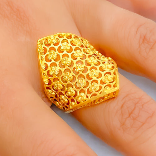 Gorgeous Netted Flower 22k Gold Ring