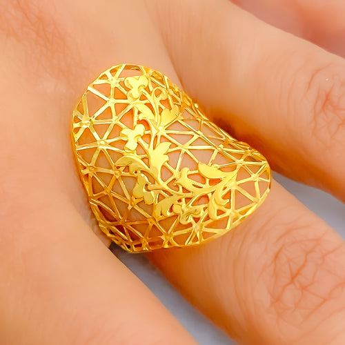 Lovely Vine 22k Gold Mesh Ring