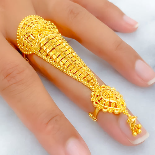 Festive Striped 22k Overall Gold Finger Ring