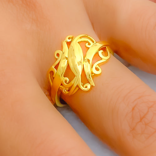 Intricate Vine Motif 22k Gold Ring 