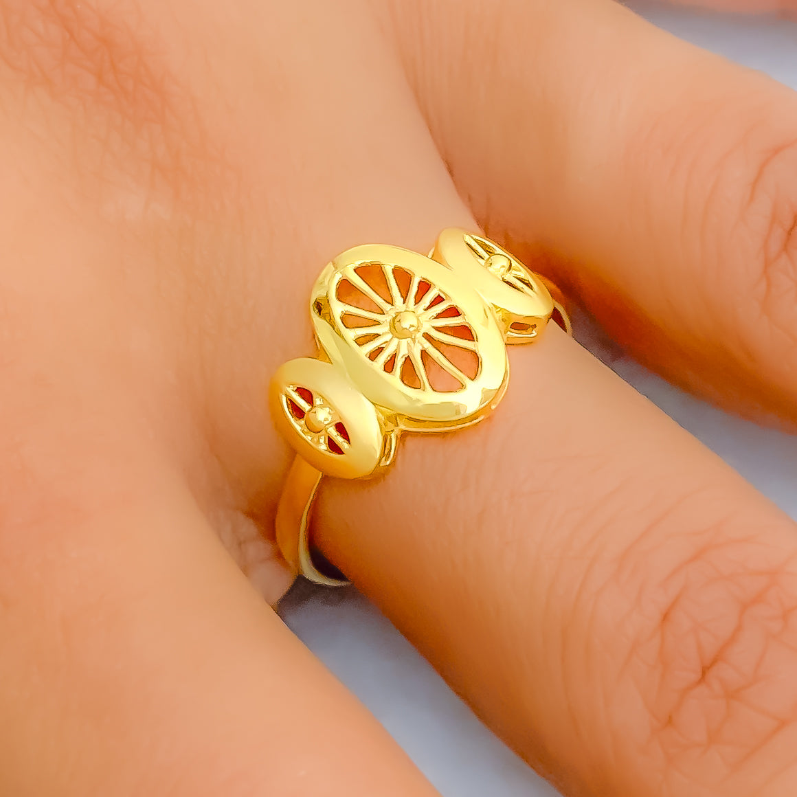 Black Diamond Curved Wedding Band in Rose Gold V Shaped Tiara Ring | La  More Design