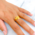 Glistening Glossy Fanned 22k Gold Ring 