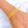 Checkered Leaf 22k Gold Flat Chain Bracelet 