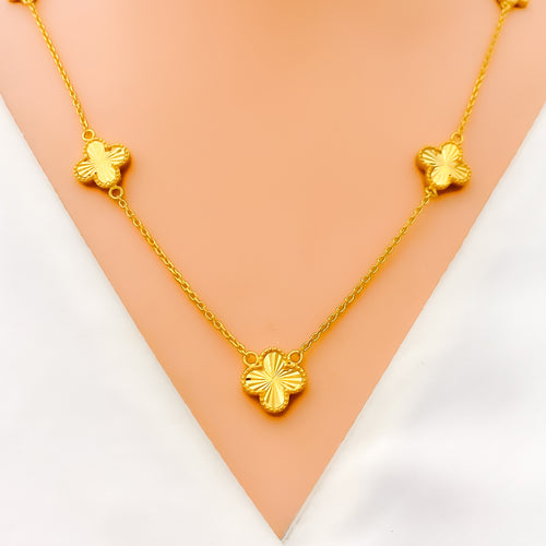 Opulent Glowing 22k Gold Clover Necklace 