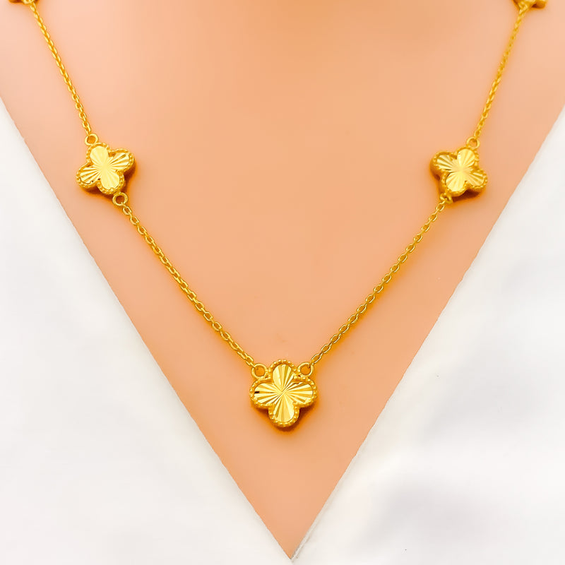 Opulent Glowing 22k Gold Clover Necklace 