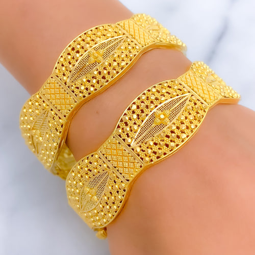 Extravagant Checkered Netted 22k Gold Bangles 