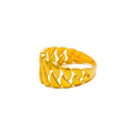 Delightful Interlinked 22k Gold Ring