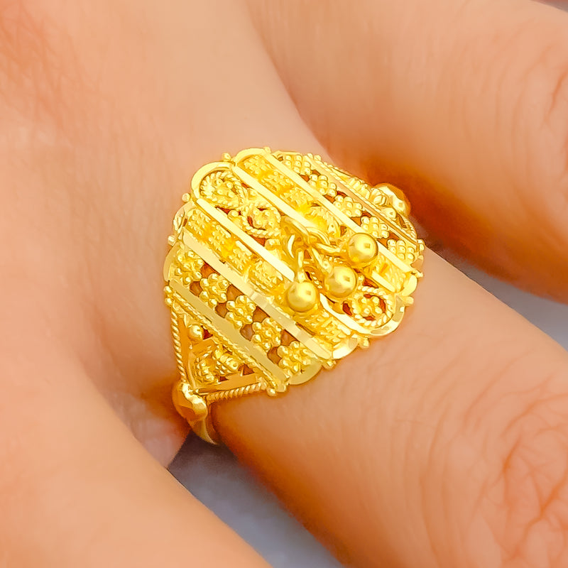 Striking Striped 22K Gold Tassel Ring 