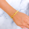 charming-interlinked-22k-gold-bangle-bracelet