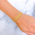 sparkling-dressy-22k-gold-bracelet