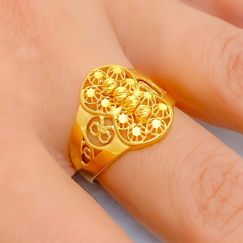 iconic-opulent-22k-gold-ring