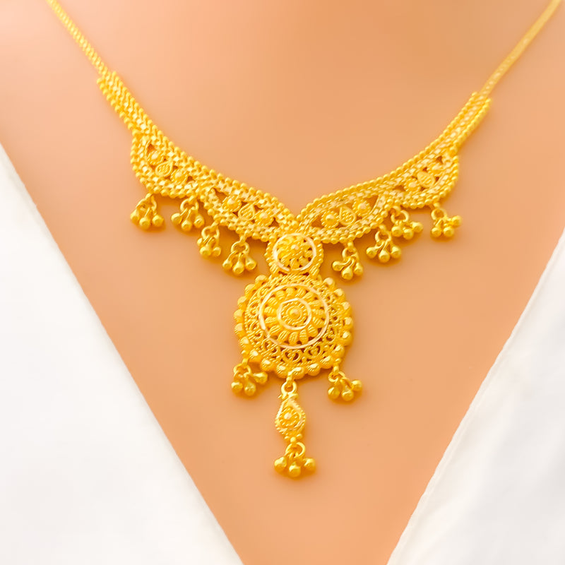 Modest Blooming 22k Gold Lovely Necklace Set 