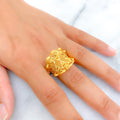 Dressy Unique 21k Gold Mesh Ring